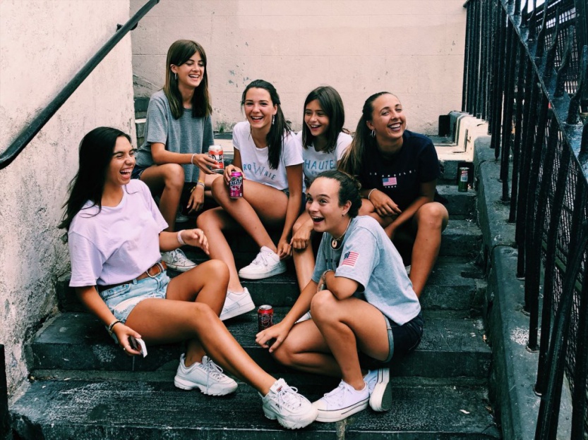 cursos-idiomas-extranjero-kilkenny-GIRLS